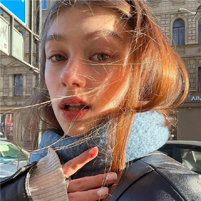 rowanoa (rowanoa.lens) Lens social identity (.lens handle) PFP