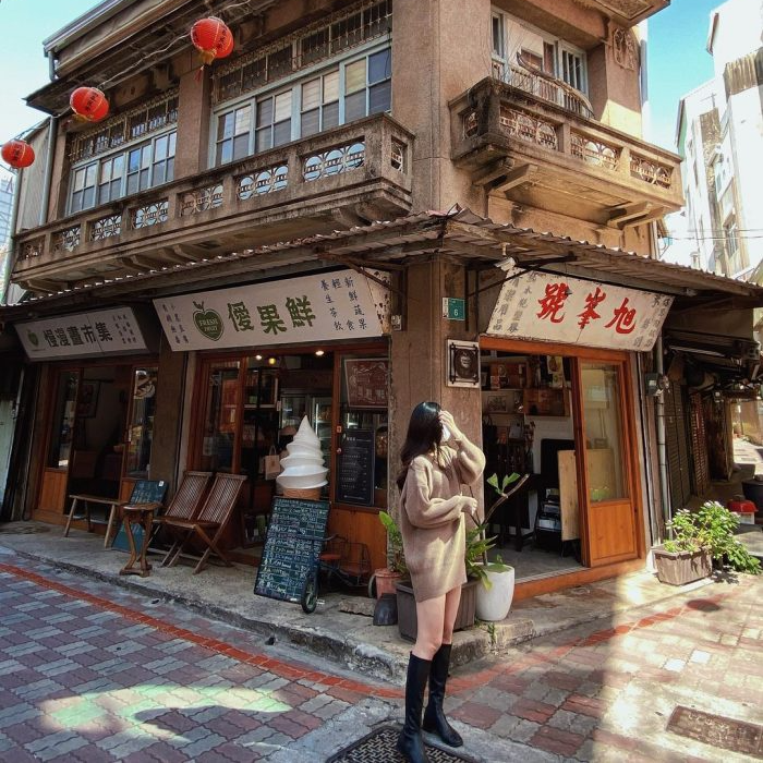 tainan (tainan.lens) Lens social identity (.lens handle) PFP