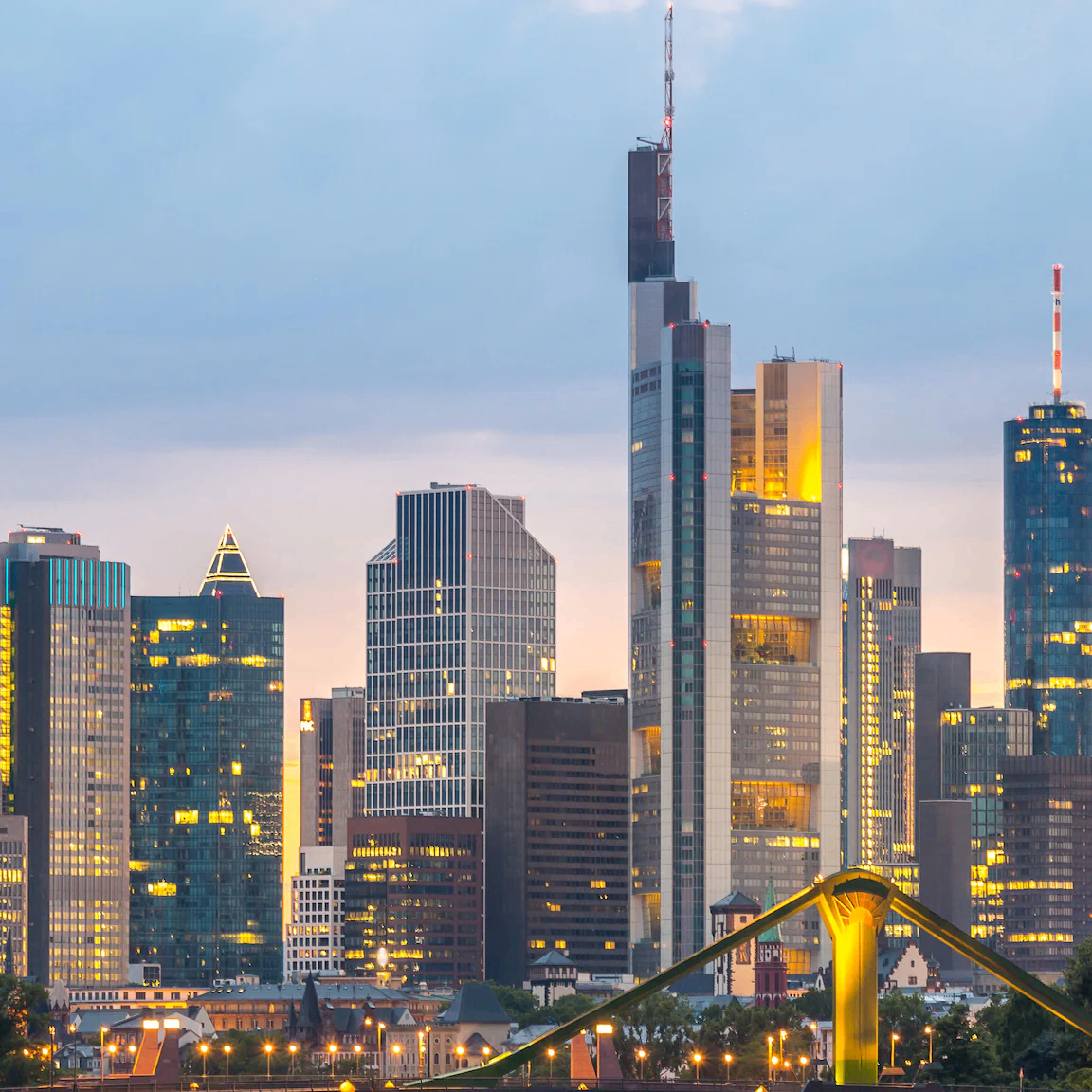 Frankfurt Banker (frankfurtbanker.lens) Lens social identity (.lens handle) PFP