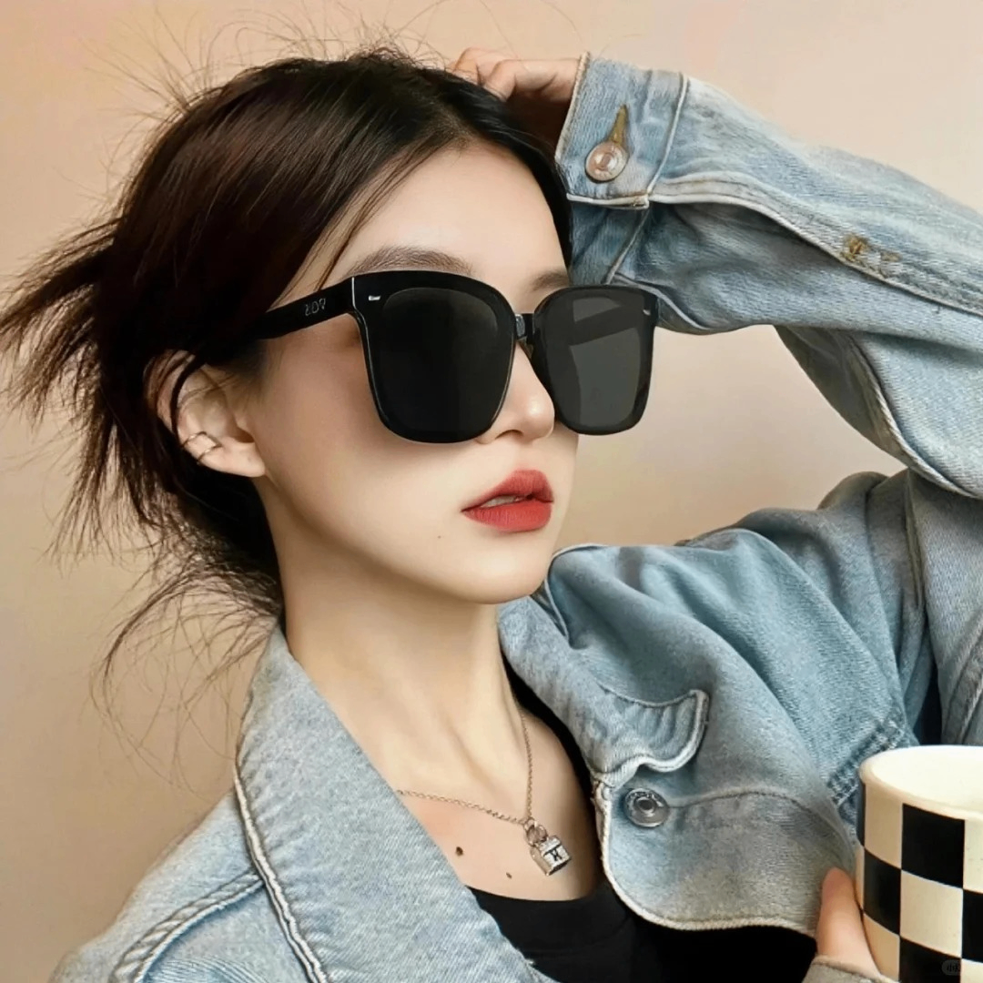 Smith (olivialiamklxsn.lens) Lens social identity (.lens handle) PFP