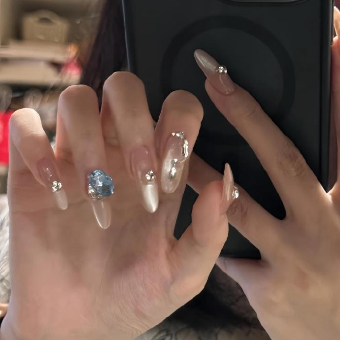 khjnihhji (gohhhjyhygftftg.lens) Lens social identity (.lens handle) PFP