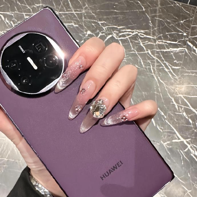 bncghbjhbhm (cassiansa.lens) Lens social identity (.lens handle) PFP