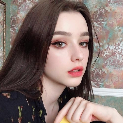 AlexanderHenry (2shjfwtgf5tbnu.lens) Lens social identity (.lens handle) PFP