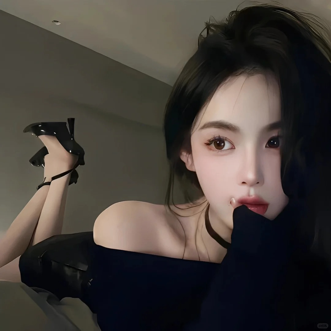 Rachel (olivialiamklds.lens) Lens social identity (.lens handle) PFP