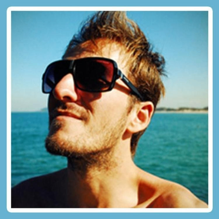 EnigmaChaser (coolmaverick.lens) Lens social identity (.lens handle) PFP