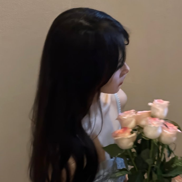 qfafg (violamn.lens) Lens social identity (.lens handle) PFP