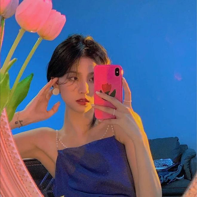 Evangeline MacMillan (wwwwwwp.lens) Lens social identity (.lens handle) PFP