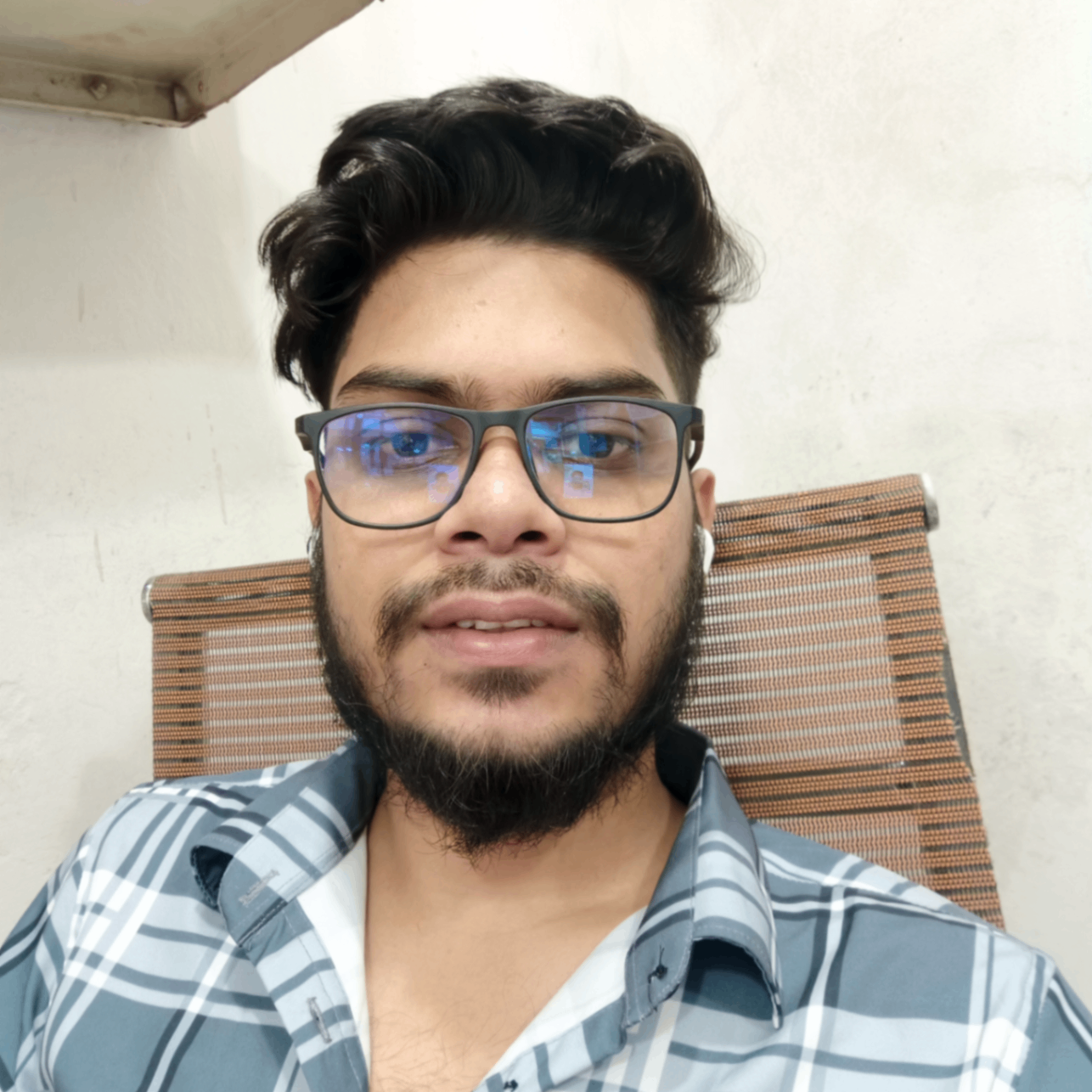 MD Mahadi (mdmahadi.lens) Lens social identity (.lens handle) PFP