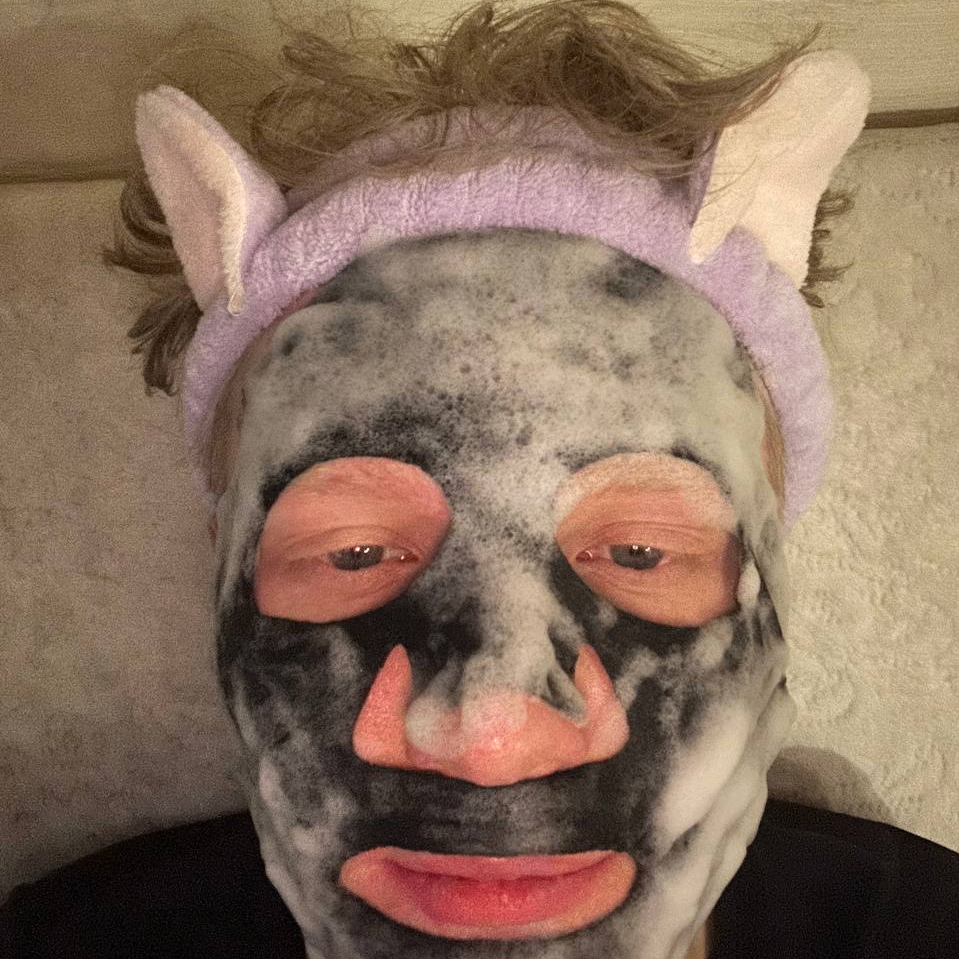 Mark (gnarr.lens) Lens social identity (.lens handle) PFP