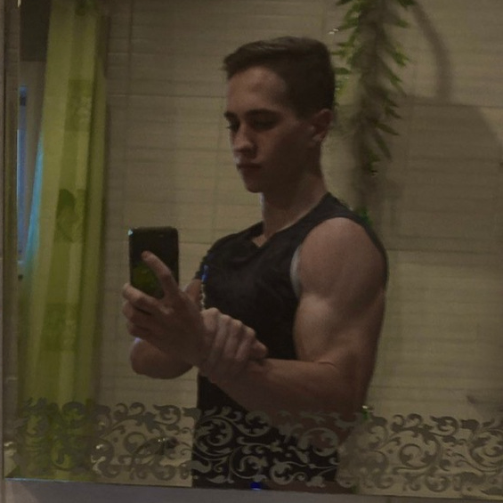 Maxim_Rude (maximrude.lens) Lens social identity (.lens handle) PFP