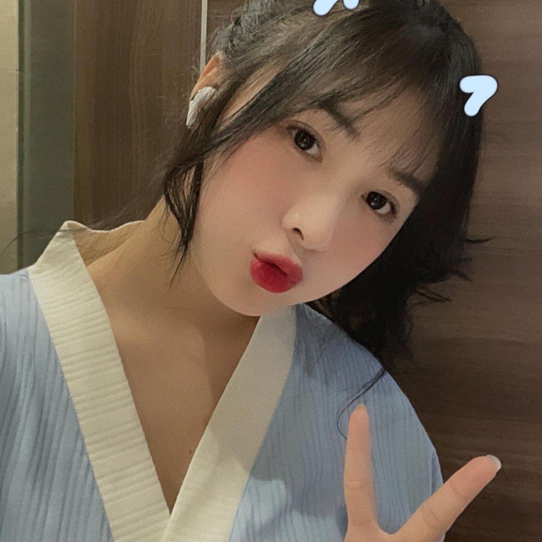 Quynh ALee🌿🌿 (richardteng.lens) Lens social identity (.lens handle) PFP