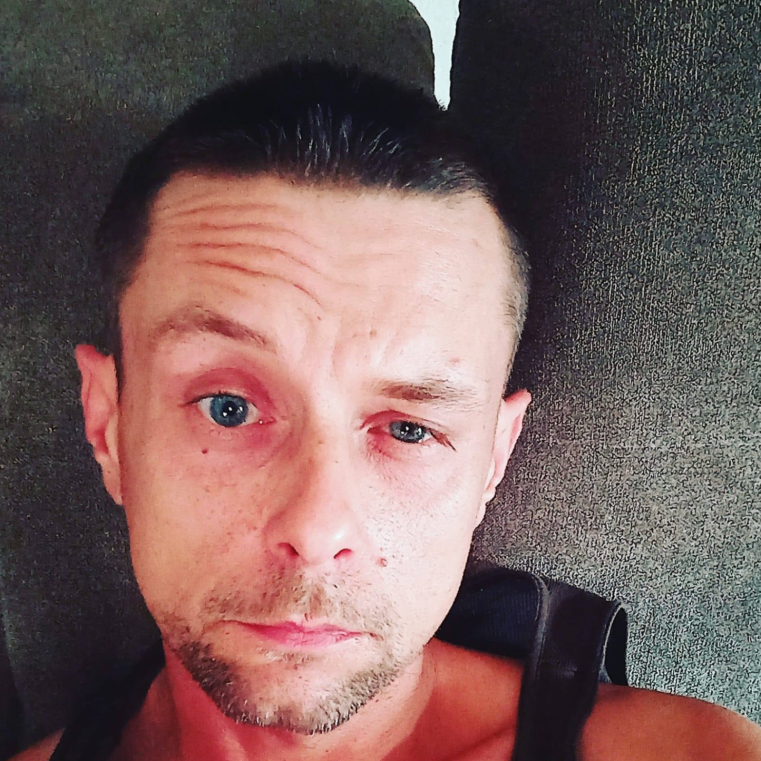 pisoj (pisoj.lens) Lens social identity (.lens handle) PFP