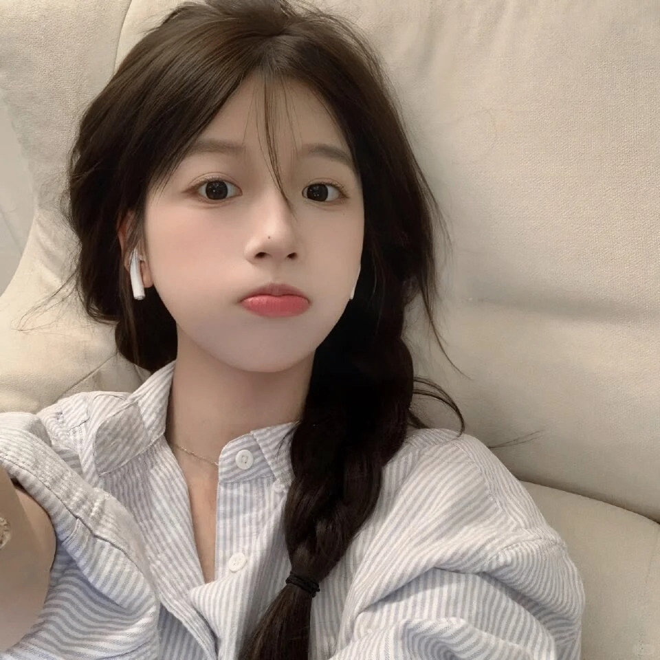 Fɪʀᴇᴡᴏʀᴋs (minebook.lens) Lens social identity (.lens handle) PFP