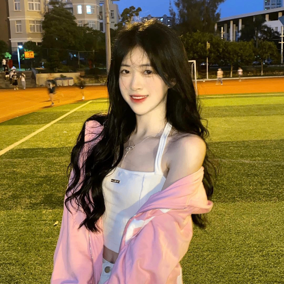 Evangeline Trevelyan (nnnnnnr.lens) Lens social identity (.lens handle) PFP