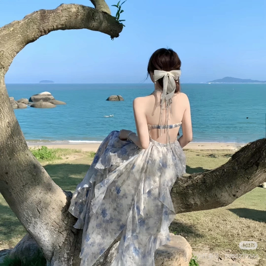 Chris (christyna.lens) Lens social identity (.lens handle) PFP