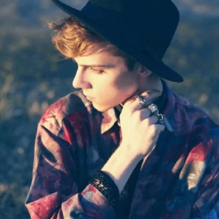 LeopardLurker (seeman.lens) Lens social identity (.lens handle) PFP