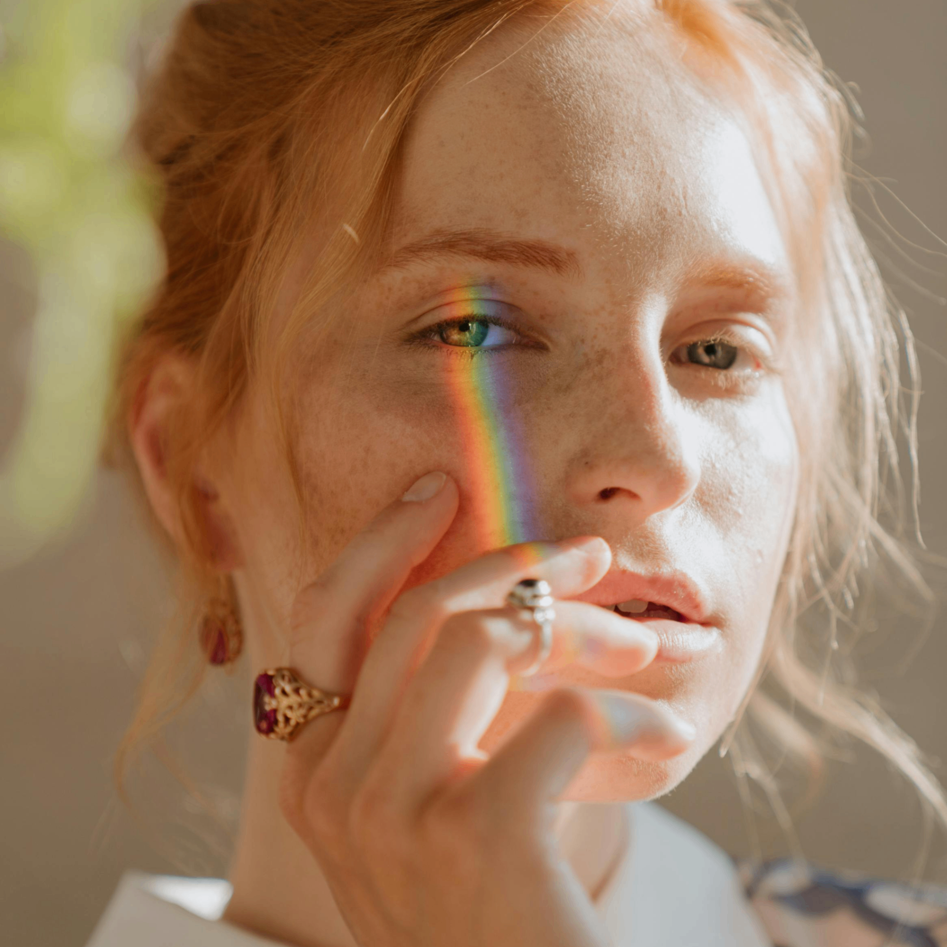 pauze (pauze.lens) Lens social identity (.lens handle) PFP