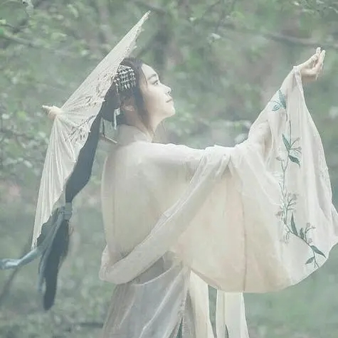 Pearl Edie (rrrrrw.lens) Lens social identity (.lens handle) PFP