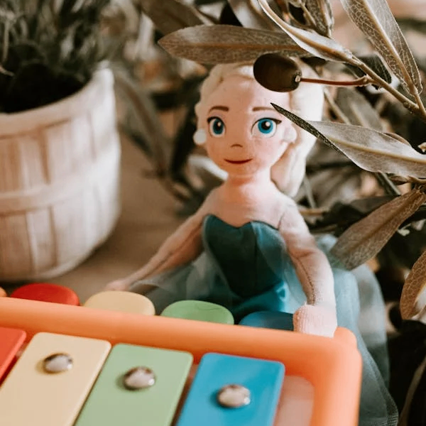 Fallenleave (fallenleave.lens) Lens social identity (.lens handle) PFP