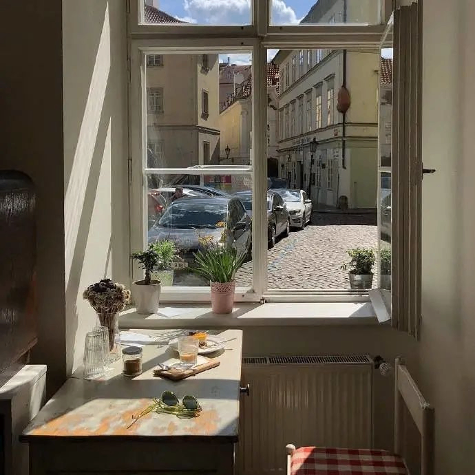 UIYYY (dsoli.lens) Lens social identity (.lens handle) PFP