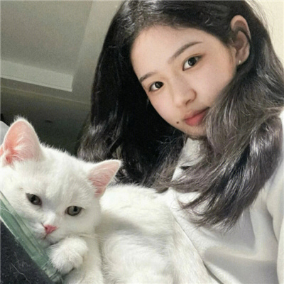 Crystal Bentham (kkkkkf.lens) Lens social identity (.lens handle) PFP