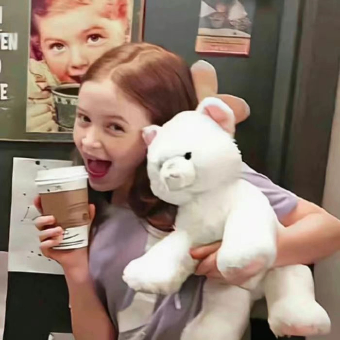 Geralyn Merry (adgag151.lens) Lens social identity (.lens handle) PFP