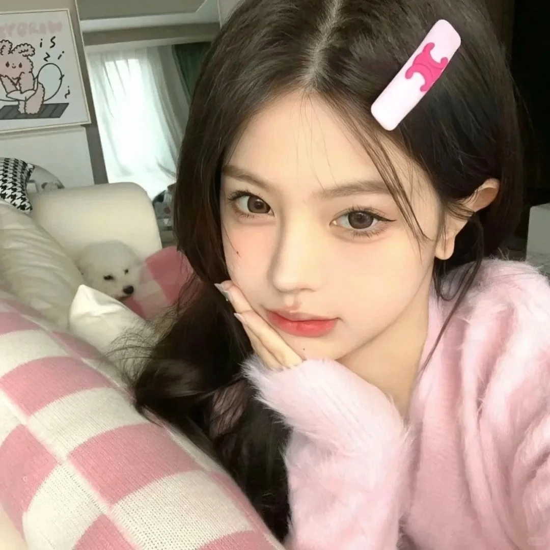 Adolf (houser.lens) Lens social identity (.lens handle) PFP