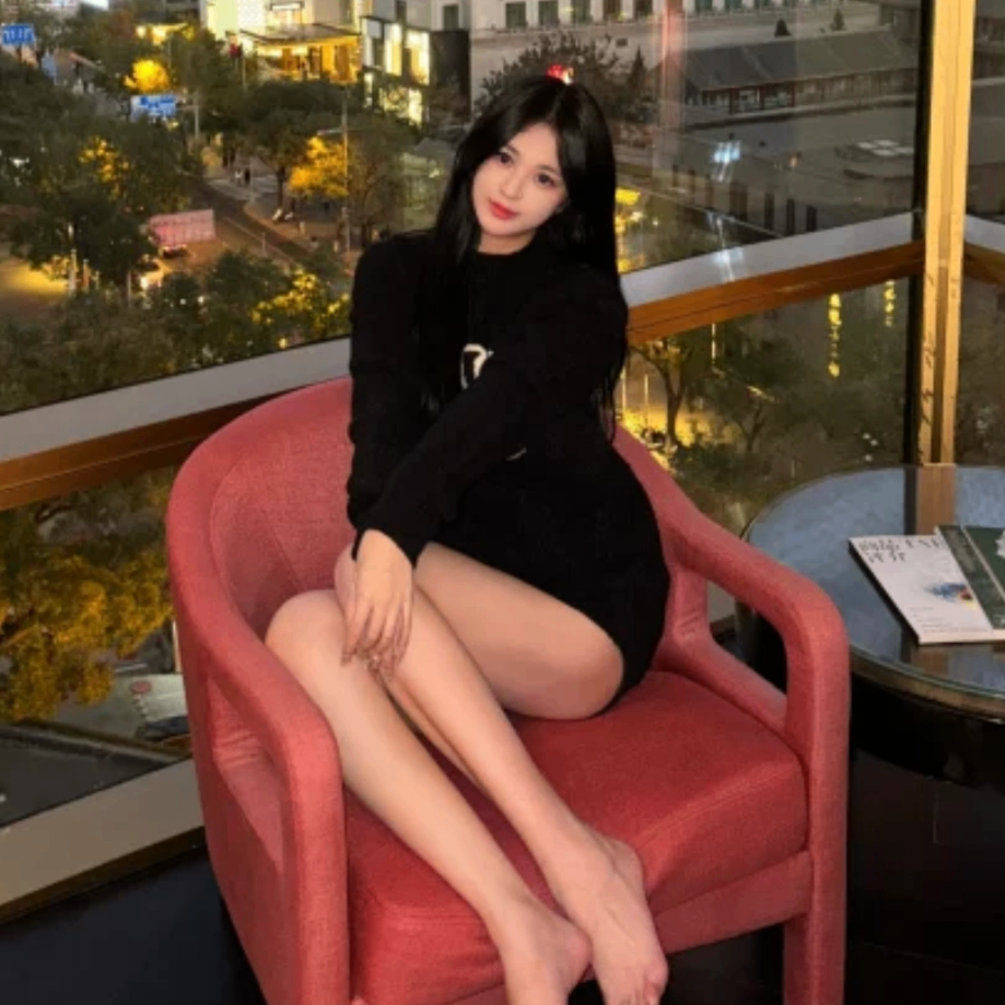 lindsey (lindseya.lens) Lens social identity (.lens handle) PFP