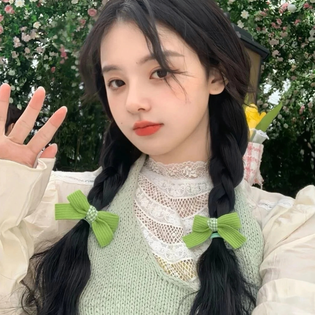 Aurora (pioneerrv.lens) Lens social identity (.lens handle) PFP