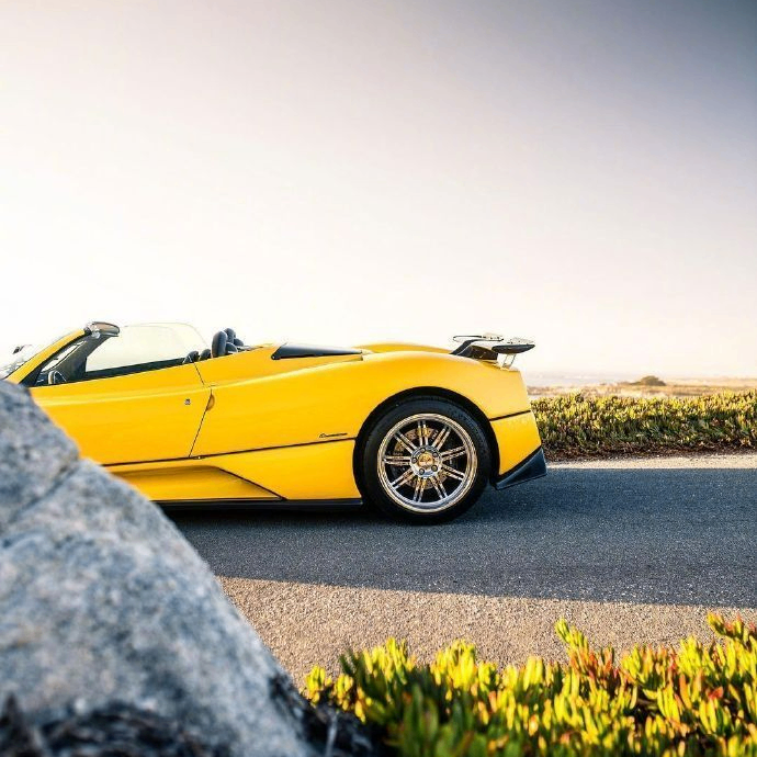 Moker (hihuq.lens) Lens social identity (.lens handle) PFP