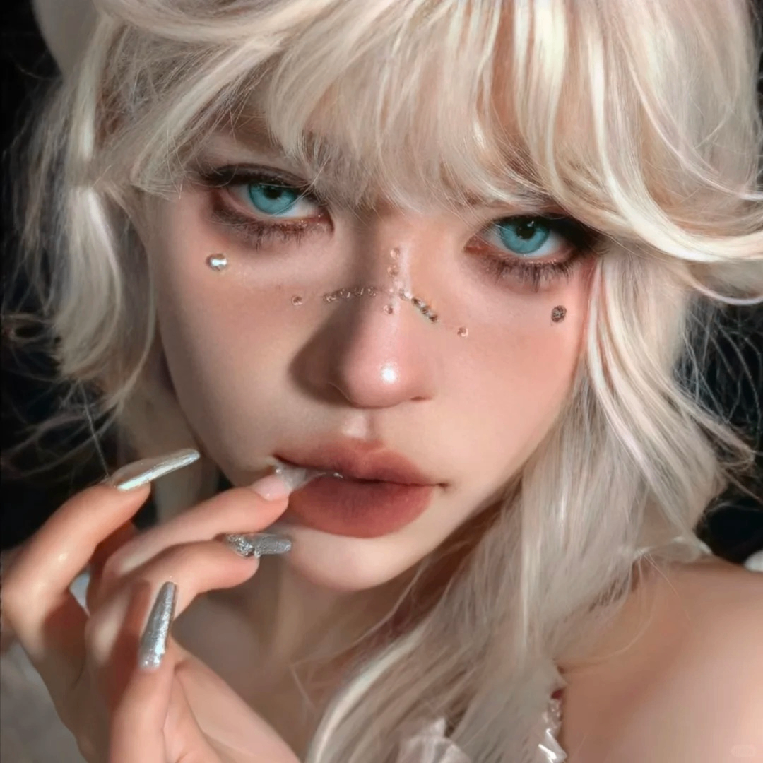 jhhgbvgb (simonlld.lens) Lens social identity (.lens handle) PFP