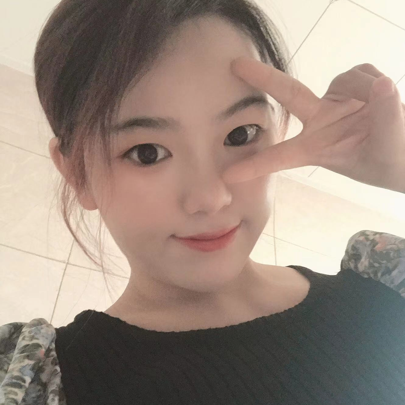 hgtyrg (jjddez2.lens) Lens social identity (.lens handle) PFP