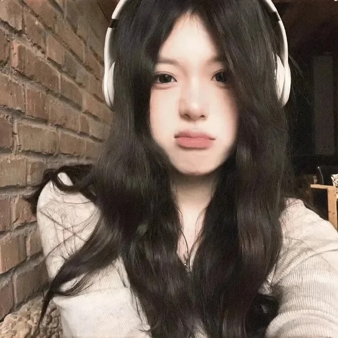 Aurora (lslanda.lens) Lens social identity (.lens handle) PFP