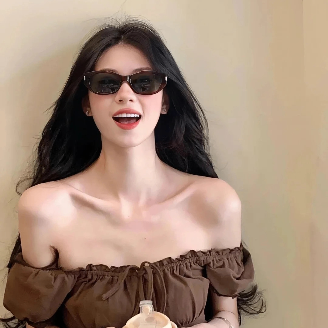 uhu (graysonemiliar.lens) Lens social identity (.lens handle) PFP