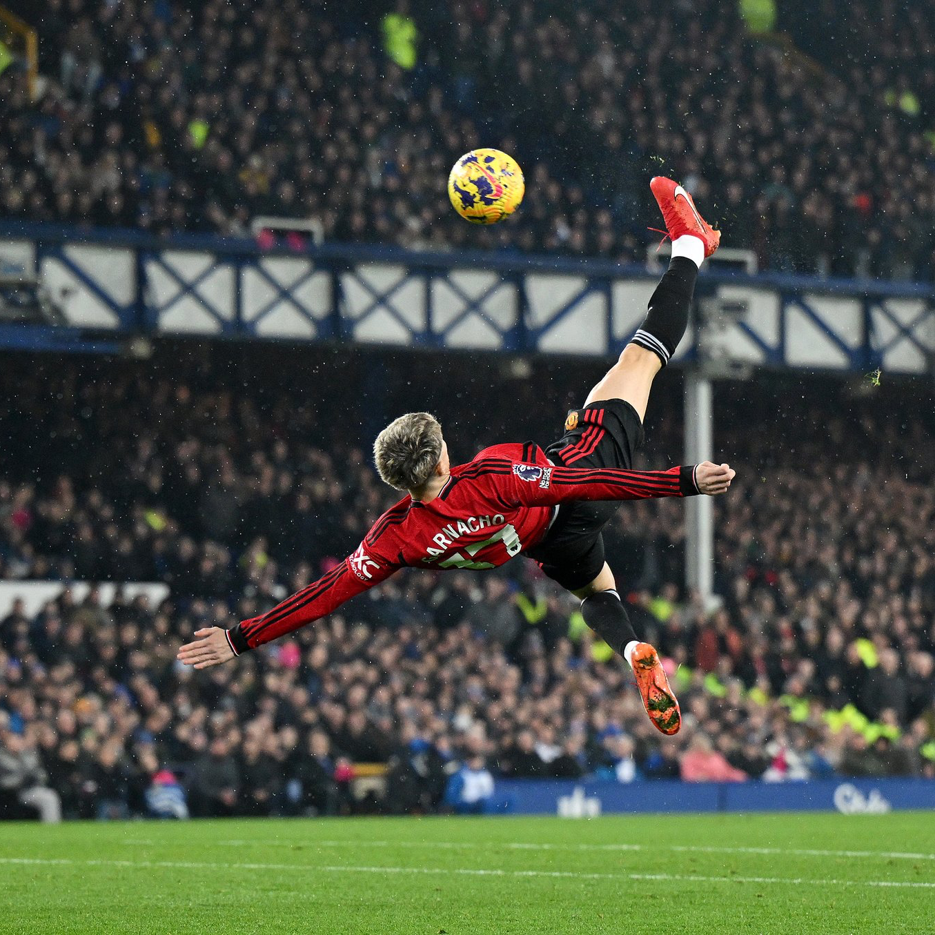 ManUtd (ahisdas.lens) Lens social identity (.lens handle) PFP