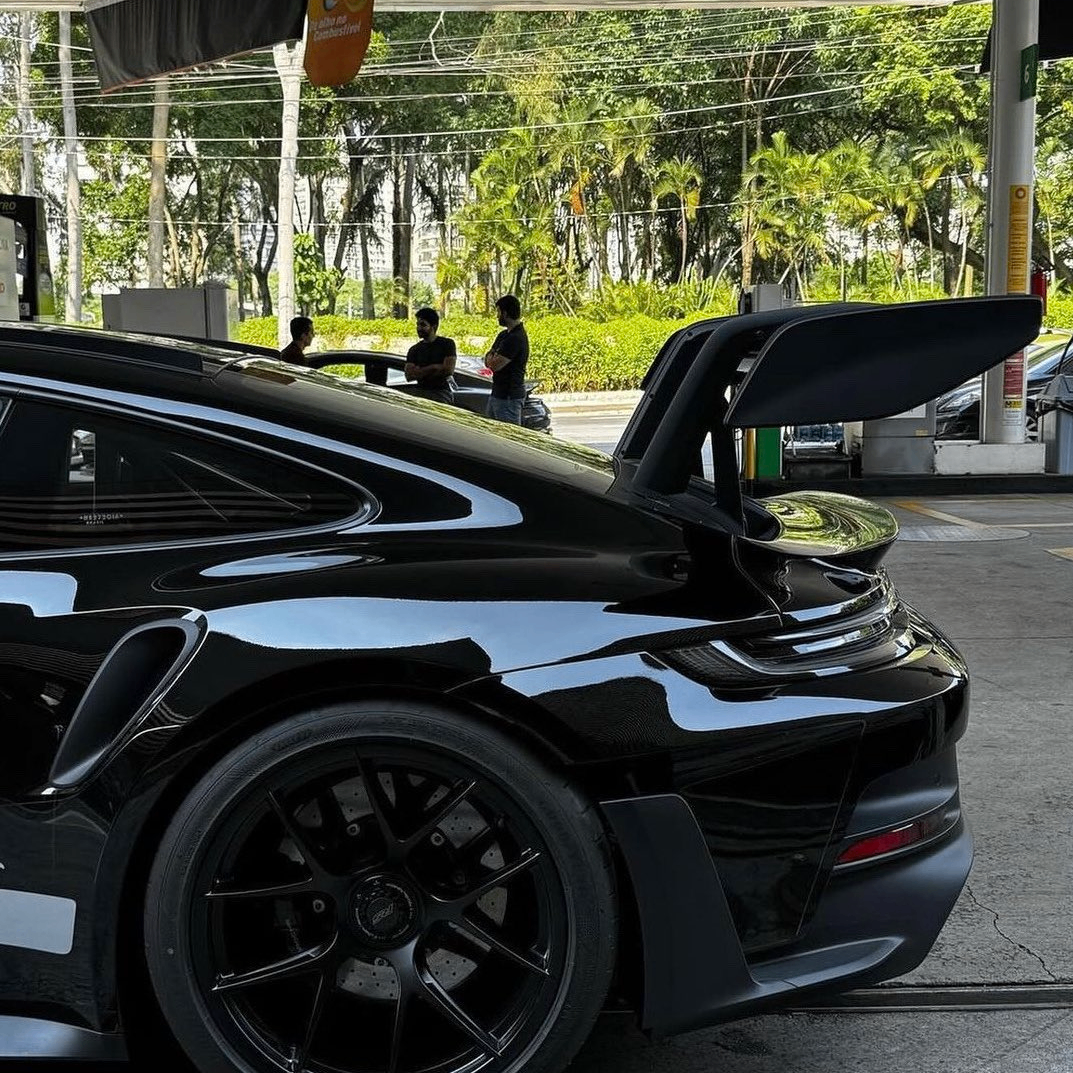 Glove(🟡,🟡) (12450.lens) Lens social identity (.lens handle) PFP