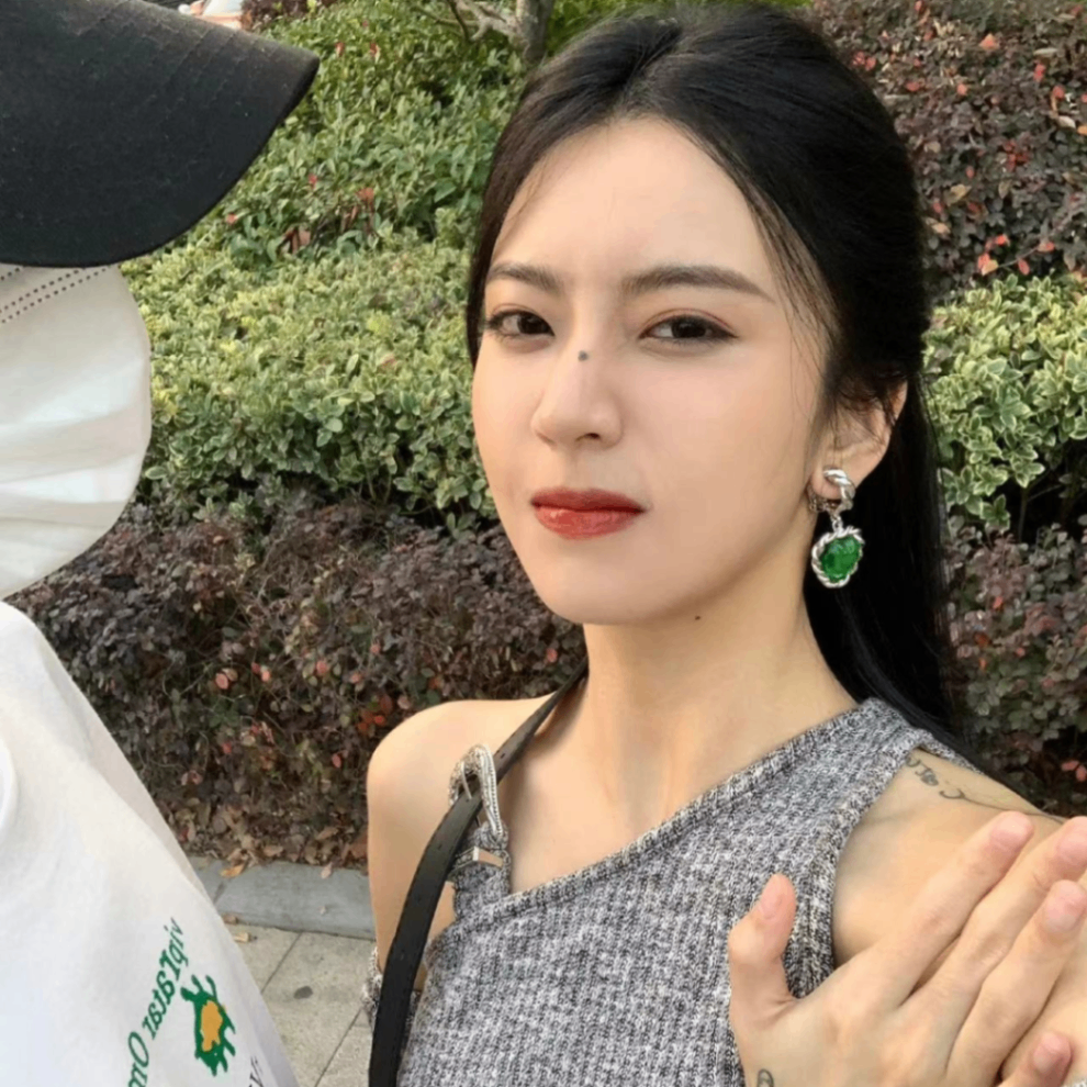 Jane (jance.lens) Lens social identity (.lens handle) PFP