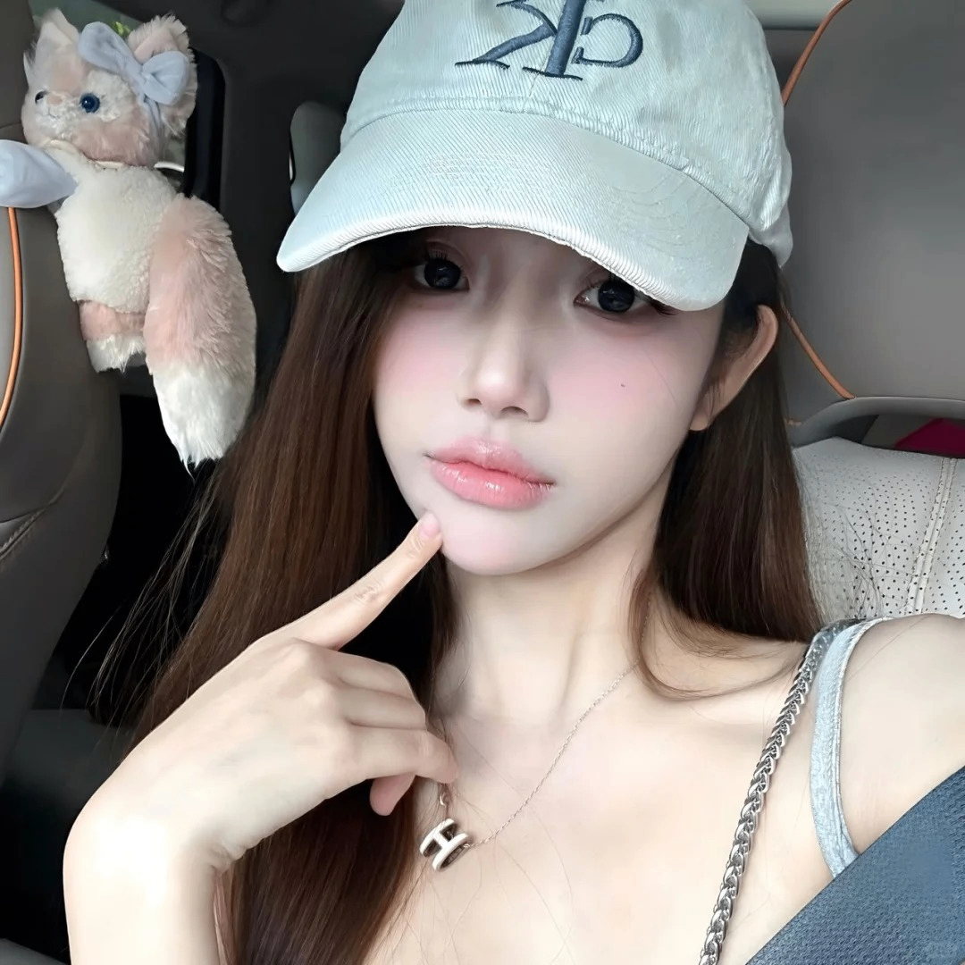 Abbas (olivialiamklxa.lens) Lens social identity (.lens handle) PFP