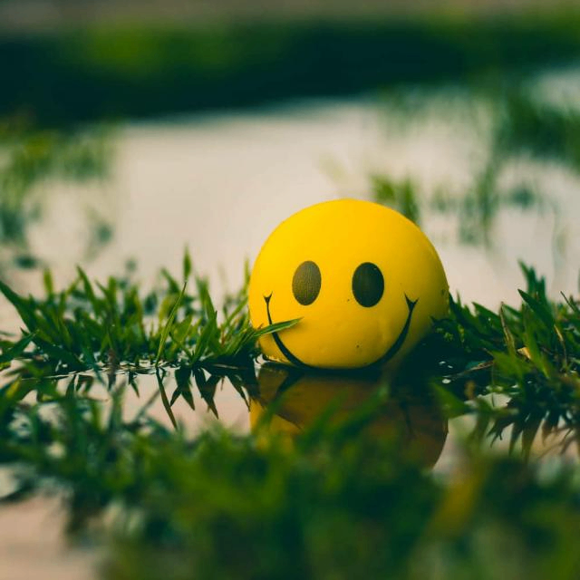 Mayowa (emanuelmayowa.lens) Lens social identity (.lens handle) PFP