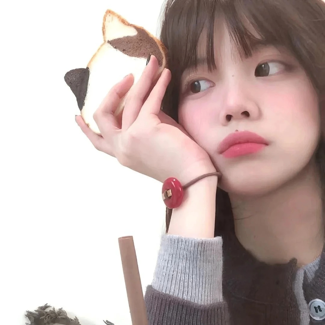 Freya (charlottechloe.lens) Lens social identity (.lens handle) PFP