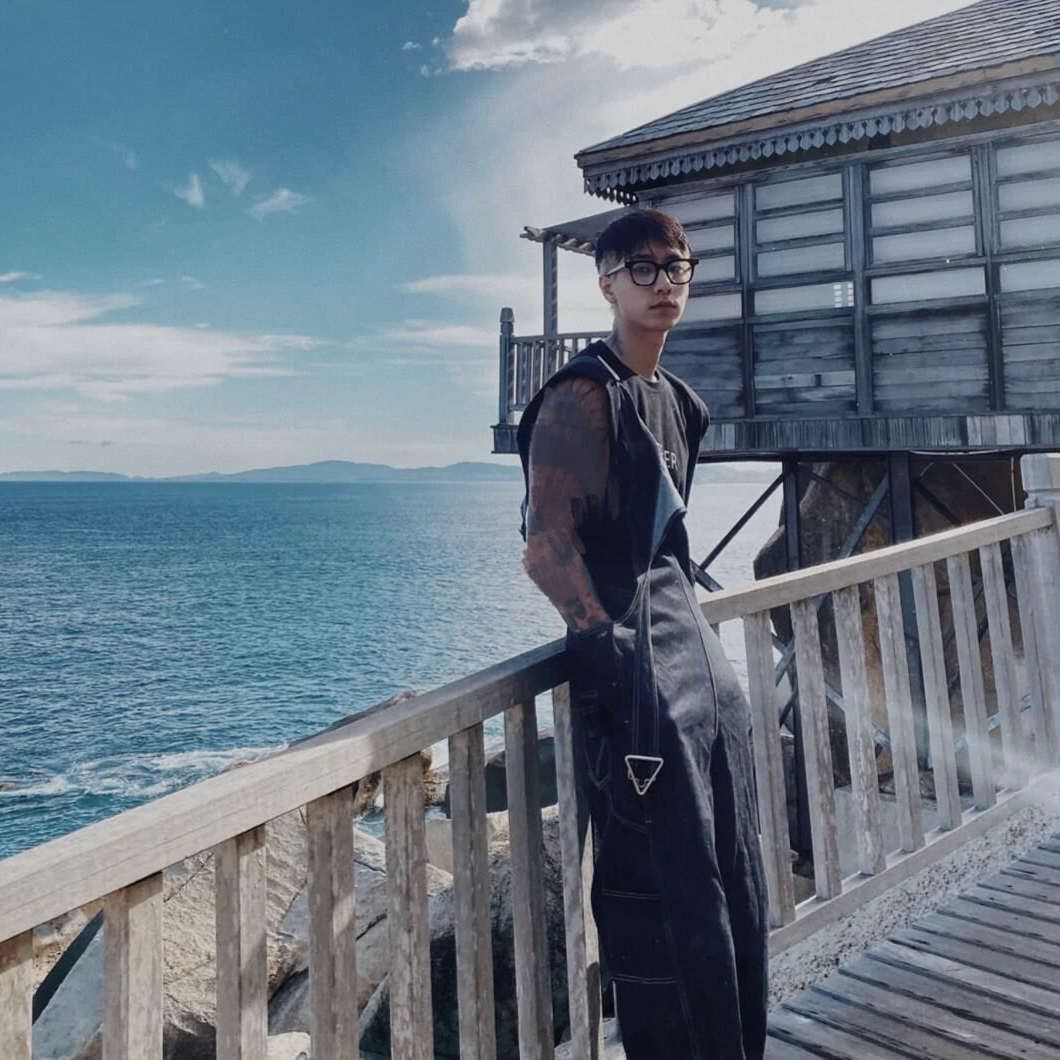 hotsummer (hotsummer.lens) Lens social identity (.lens handle) PFP