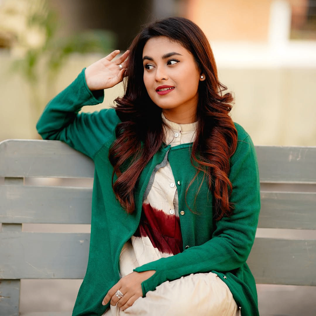 Sinthiya (layer03.lens) Lens social identity (.lens handle) PFP