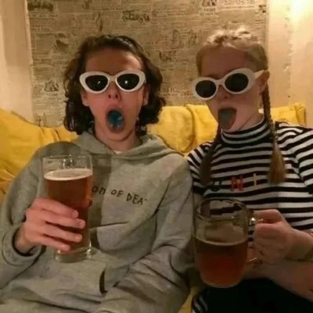 viviaka (viviaka.lens) Lens social identity (.lens handle) PFP