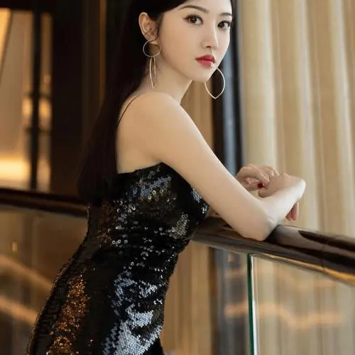 Victoria Faulkner (cccccb.lens) Lens social identity (.lens handle) PFP