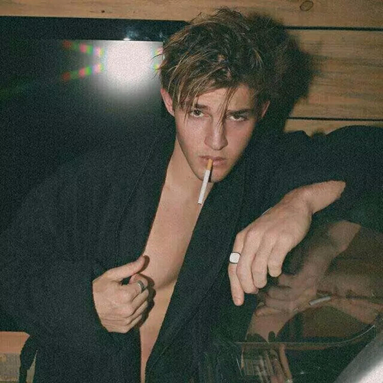 SolitudeSojourner (peytontaylor.lens) Lens social identity (.lens handle) PFP