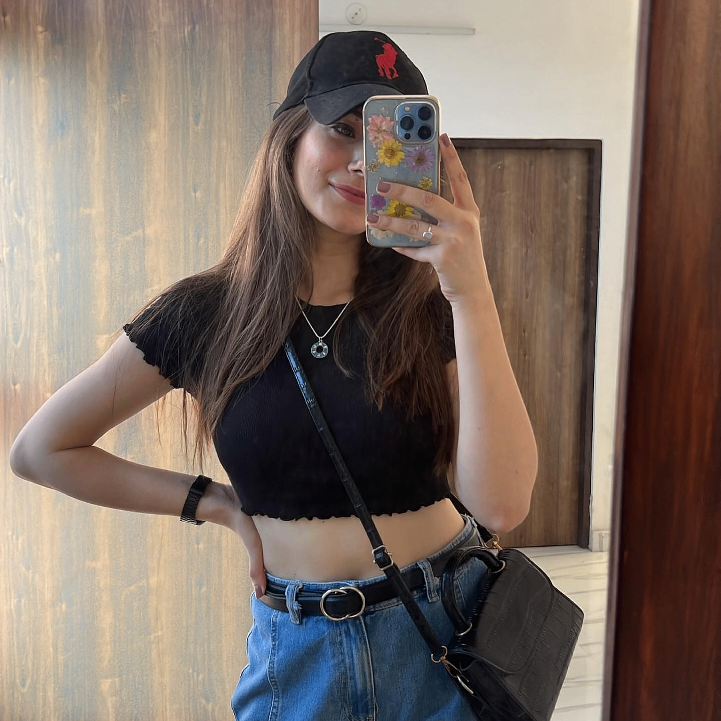 Yuki Tanaka (auroramystique.lens) Lens social identity (.lens handle) PFP