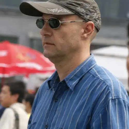 Karen Richard (ghgfffhj47114.lens) Lens social identity (.lens handle) PFP