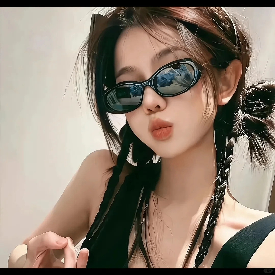 Betsy (ariajohn.lens) Lens social identity (.lens handle) PFP