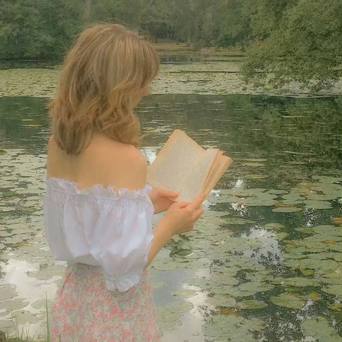 Amelia Rose Bennett (robort.lens) Lens social identity (.lens handle) PFP