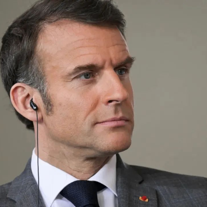 马克龙 (1000sats.lens) Lens social identity (.lens handle) PFP